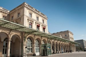 Hôtel Little Régina Paris - Hôtel Gare de L'Est Paris